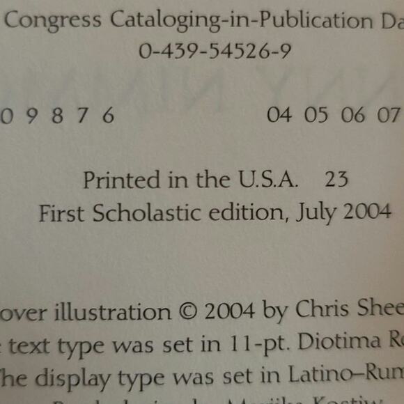 Charlie Bone by Jenny Nimmo Books 3 and 4 Hard Cover 1st Editions - Picture 7 of 8